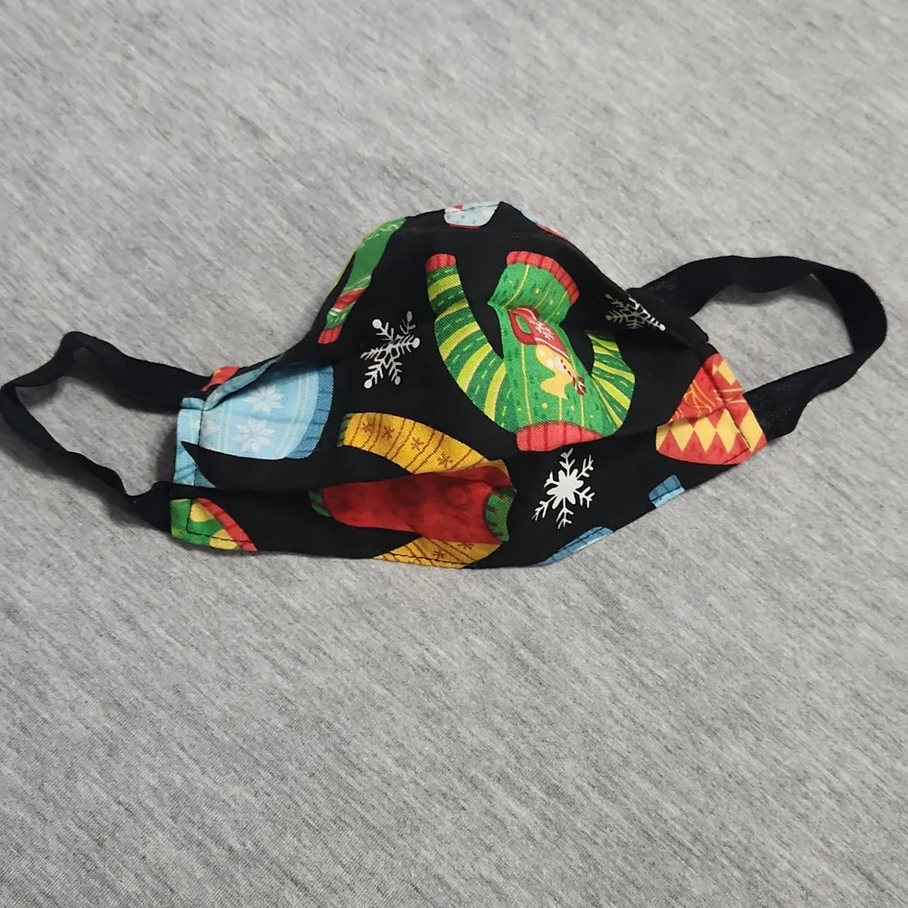 🔴 🆓️ FREE* Handmade Christmas Ugly Sweater Protective Fabric Face Mask 🔴